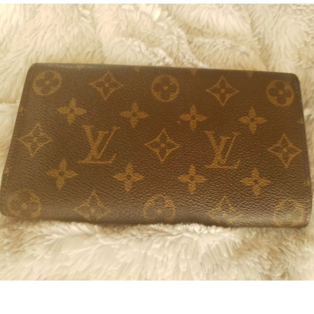Louis Vuitton Authentic Vintage Accordion Wallet - Picture 15 of 16